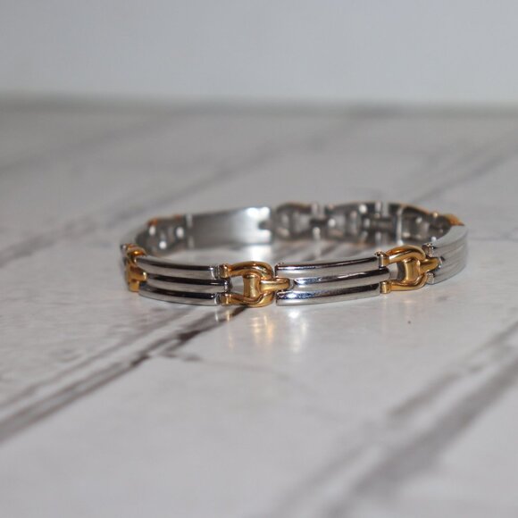 Beautiful silver and gold link bracelet 7.25" - Picture 2 of 4